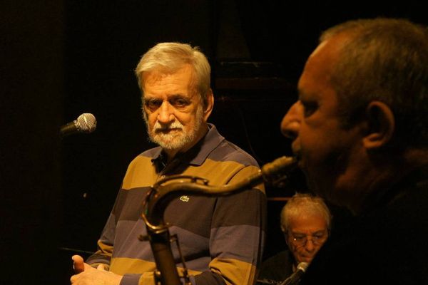Morre o músico Bebeto Castilho, integrante do Tamba Trio, aos 83 anos