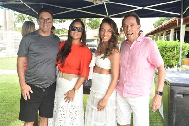 Valtair e Ary Torezani, Geise e Valdecir Torezani