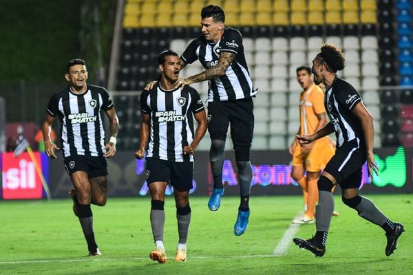 Botafogo vence a primeira e se recupera no Brasileiro Feminino sub