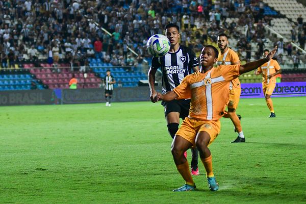 Botafogo vence o Brasiliense por 7 a 1 pela Copa do Brasil no Kleber Andrade por Vitor Jubini