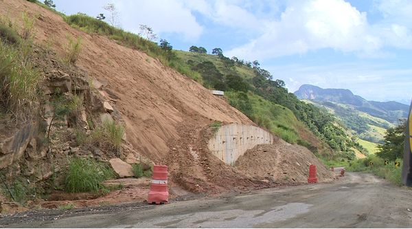Estrada liga Jeronimo Monteiro a Muqui 
