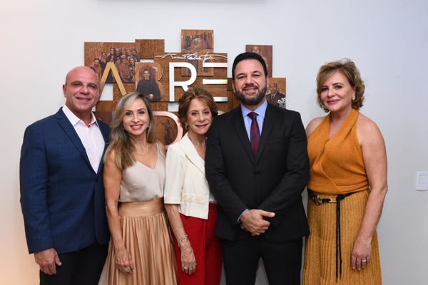 Macário, Tatiana, Ana Rita, Rodrigo e Luciana Júdice