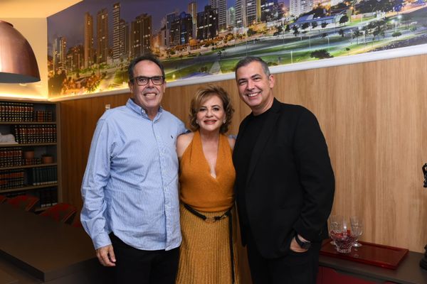 Rodrigo Dessaune, Luciana Júdice e Allan Costa