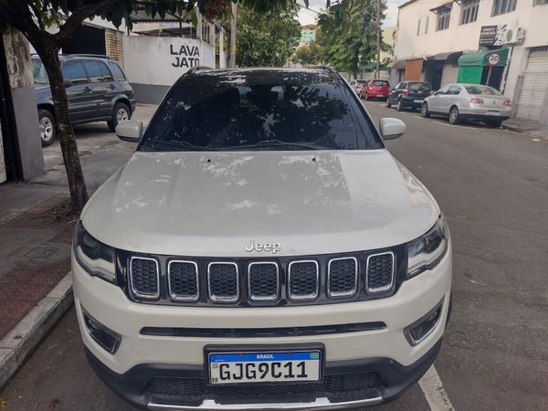 Suspeito vendia veículos de luxo adulterados por Polícia Civil | Divulgação