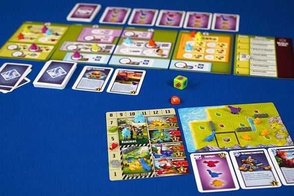 Jogos de cartas e tabuleiro para se divertir com amigos e família - TecMundo