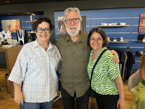 Mônica Pimentel, Wagner Veiga e Valéria Castro