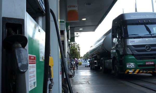 Petrobras reduz preço do diesel para as distribuidoras