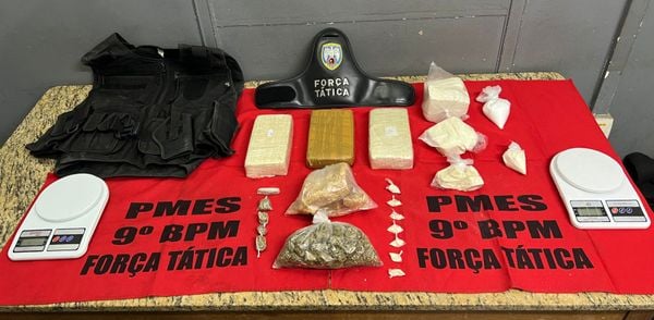 Polícia apreende pasta base de cocaína em casa usada para tráfico em Cachoeiro