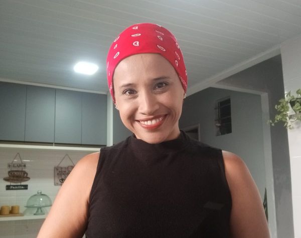 Empreendedora Sloane Souza comercializa ovos de colher pela primeira vez na Páscoa 2023