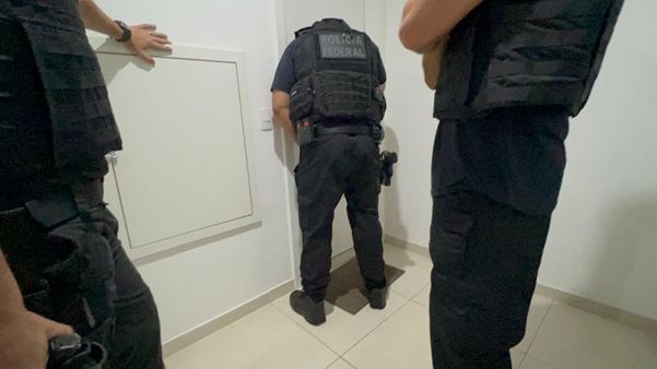PF faz operação contra venda ilegal de anabolizantes no ES por Polícia Federal