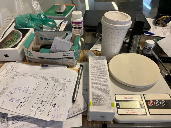 PF faz operação contra venda ilegal de anabolizantes no ES por Polícia Federal