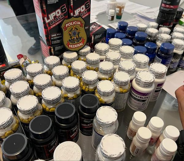 PF faz operação contra venda ilegal de anabolizantes no ES por Polícia Federal