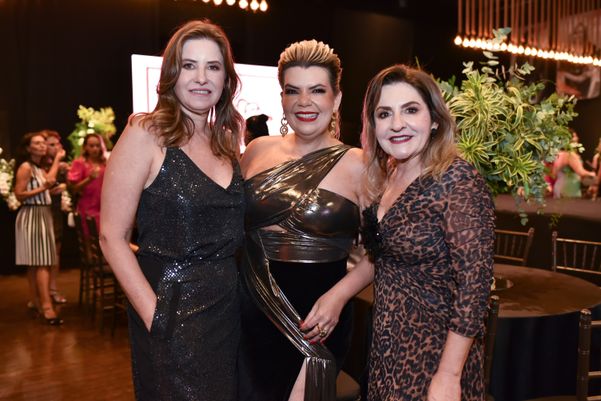 Rubia Galvão, Fernanda Prates e Karina Mazzini