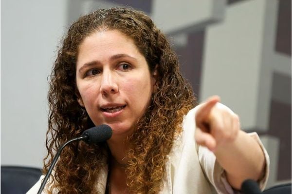 A ministra da Gestão, Esther Dweck, adiantou que a ministra do Planejamento e Orçamento, Simone Tebet, já assinou a proposta que será enviada ao Parlamento 