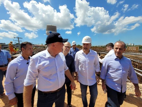 Governador Casagrande e Ministro Renan Filho visitam obras do Complexo Viário de Carapina