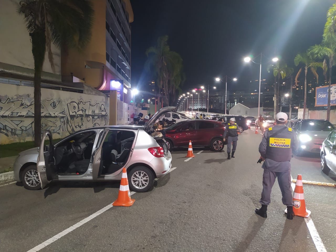 A Gazeta | Blitz da PM flagra 101 suspeitos de dirigir embriagados na Praia  do Canto