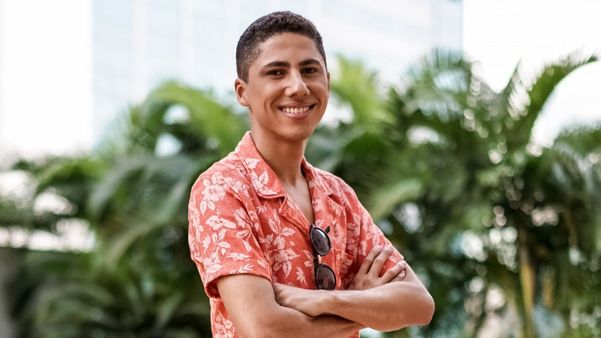 Aloísio Vieira Silva, foi encontrado por amigos dentro do apartamento