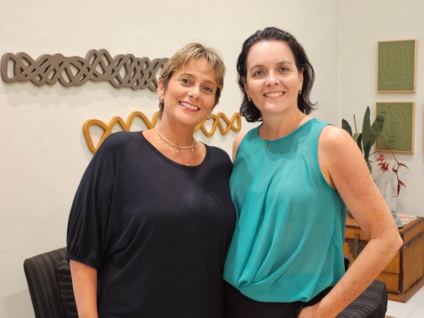 Maria Claudia Brandão e Isabela Castello