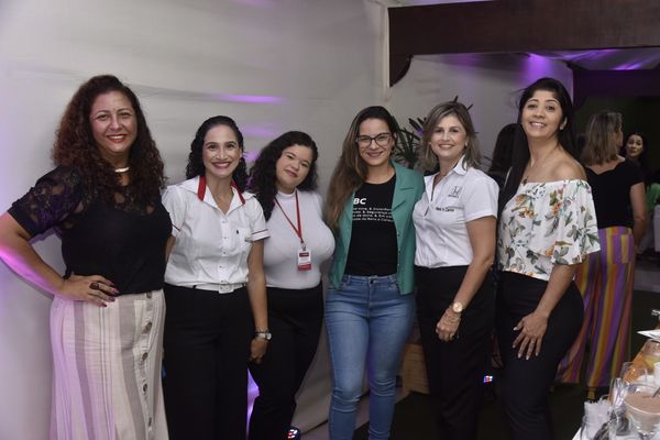 Diversas mulheres participaram do evento Todas Elas, em Cachoeiro de Itapemirim por @wallacehullfotografias