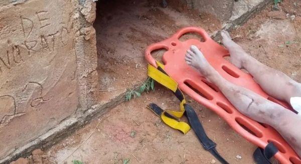 Mulher de 36 anos foi resgatada com vida de dentro de túmulo em cemitério de Minas Gerais 