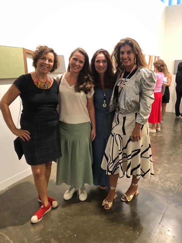 Sofia Carvalhosa, Mariana e Luciana Faria, Lara Brotas