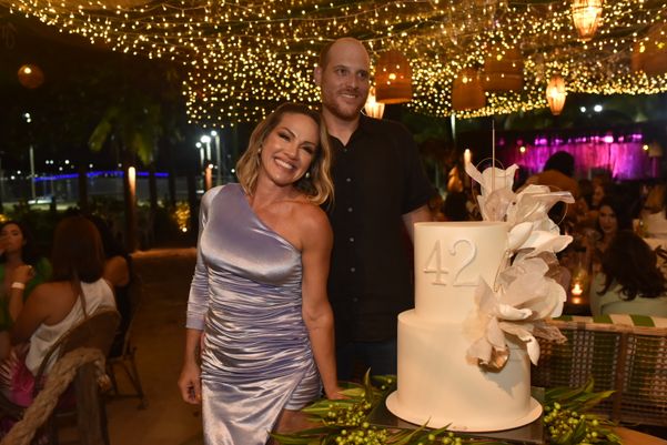 Roberta Drummond e João Modenesi