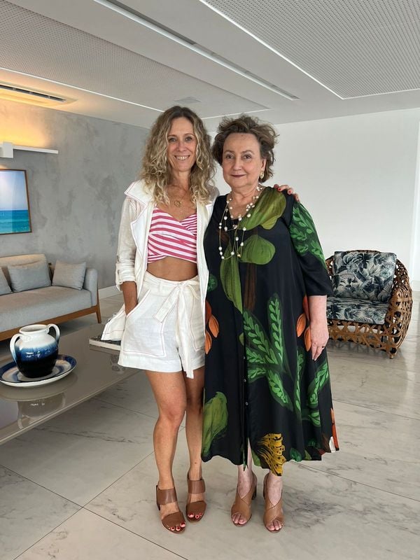 Ana Claudia Cardozo e Margareth Dalcolmo 