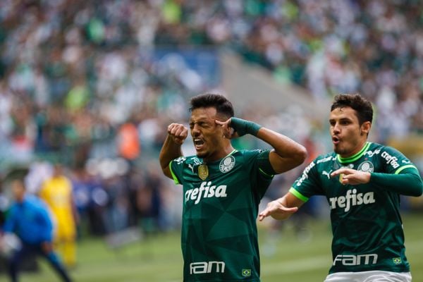 Palmeiras marca no fim e bate o Santos no 1º jogo da final do Paulista  Feminino