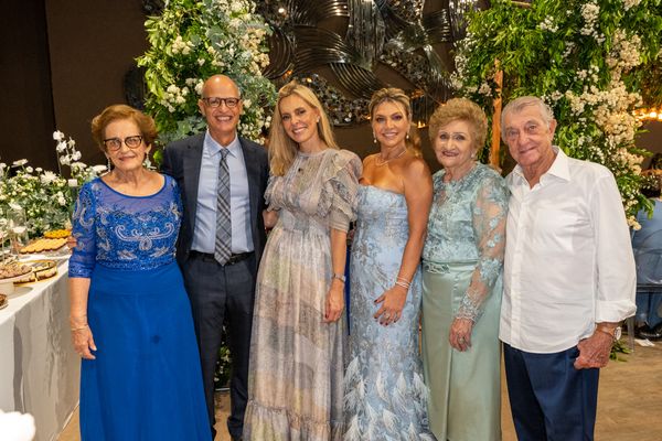 Célia Albuquerque, Ricardo Diz, Margareth Diz, Patricia,  Gilda e Pedro Luciano Queiroz