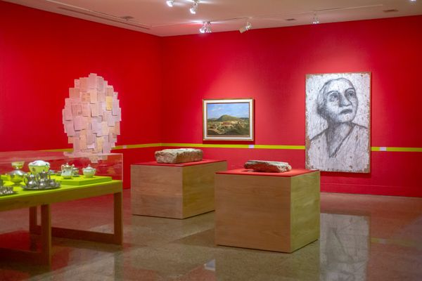 Sala da exposição "Memórias do Futuro" com obra de Juliana Pessoa por Felipe Amarelo/Claraboia