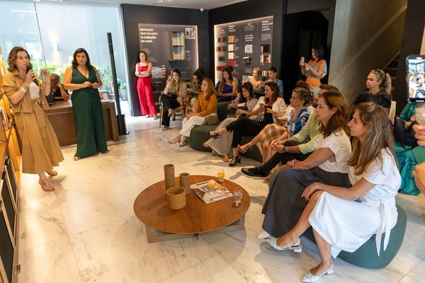 Apresentação do Plano de Voo da Todeschini Vitória