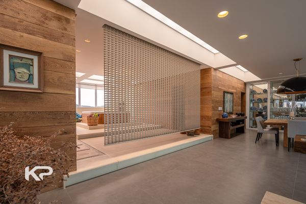 Cobertura triplex no Edifício Victor Hugo, na Praia do Canto, em Vitória por Kleverson Passos/Divulgação