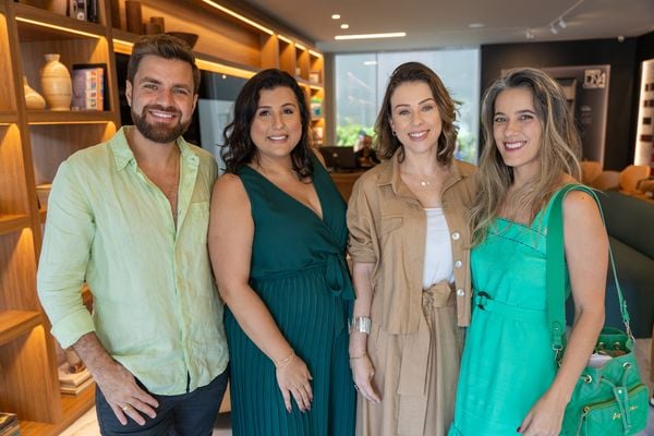 Romulo Pegoretti, Pamela Silva, Gabi Iamonde e Letícia Serafim