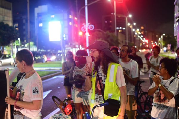 Um ano após atropelamento, ato em Camburi pede justiça pela morte de Luísa Lopes. por Vitor Jubini | A Gazeta