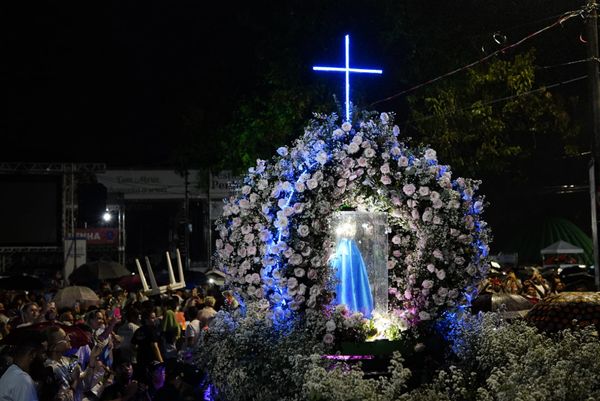 Imagem de Nossa Senhora da Penha no encerramento da Romaria dos Homens por Fernando Madeira