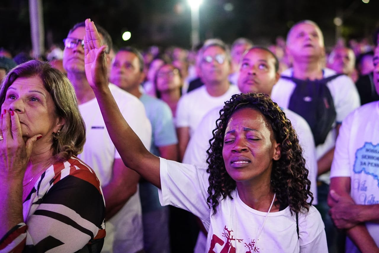 Fiéis acompanham missa na Catedral de Vitória antes da Romaria dos Homens(Vitor Jubini)