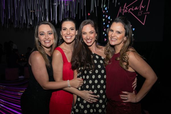 Aniversário de Mariah Assbu