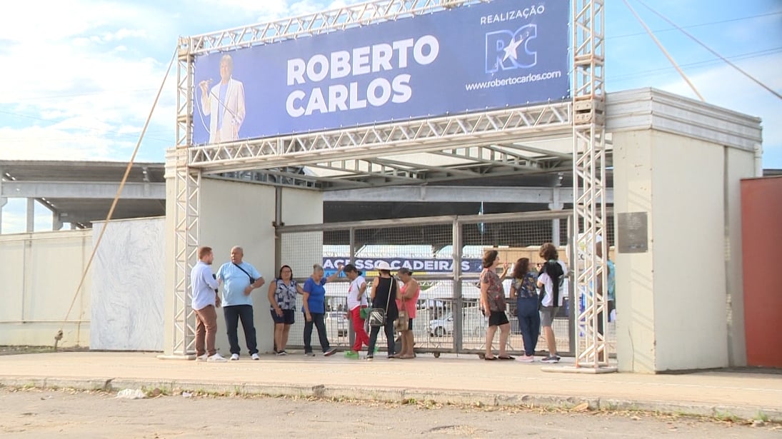 Rei comemora seus 82 anos nesta quarta-feira (19), em show na Exposições Carlos Caiado Barbosa. Reencontro promete surpresas