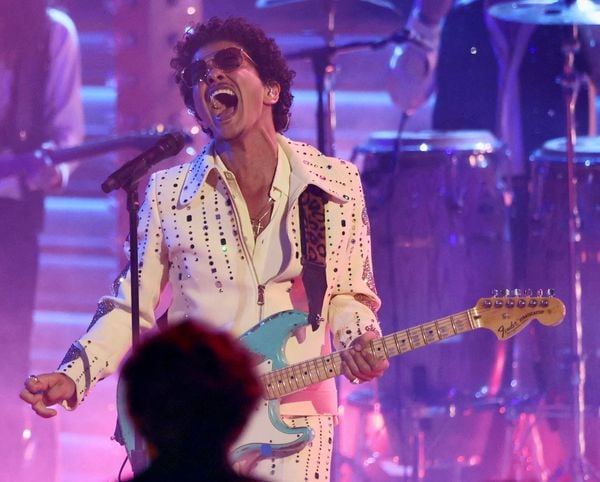Bruno Mars na 64ª edição do Grammy, em 2022