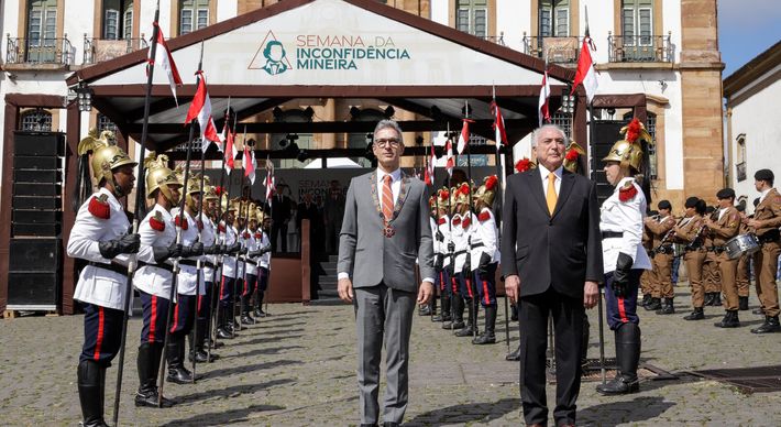 Tradicional cerimônia de entrega de medalhas da Inconfidência Mineira em Ouro Preto foi liderada pelo governador de Minas Gerais, Romeu Zema