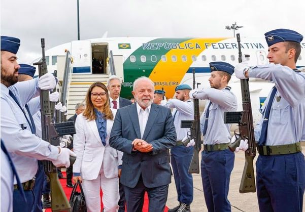 Presidente Lula chegou a Lisboa nesta sexta-feira, 21