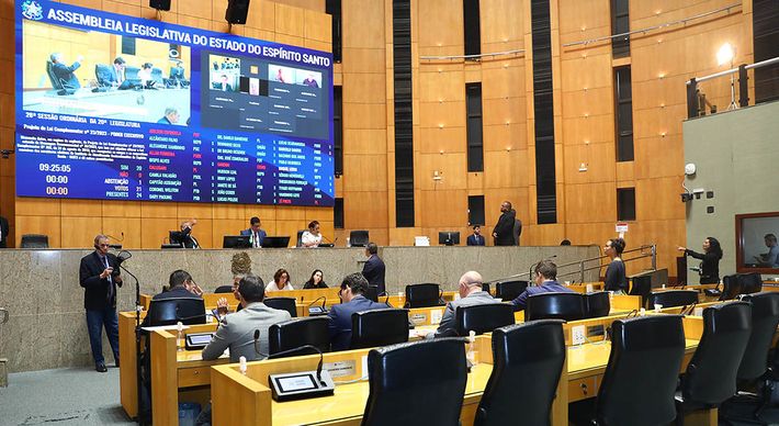'É um remédio amargo, mas necessário', diz vice-líder do governo Casagrande. O ES, assim como outros estados do Sul e do Sudeste, decidiu elevar a alíquota do imposto, mas deputados têm que dar o aval