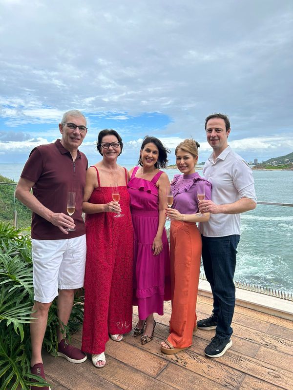 Décio e Eulália Chieppe, Renata Rasseli, Marina Giuberti e Emiliano Tenca