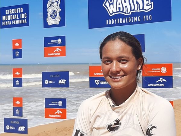 Aayara Trabalno, do Havaí, foi a grande campeã da categoria Pro Junior