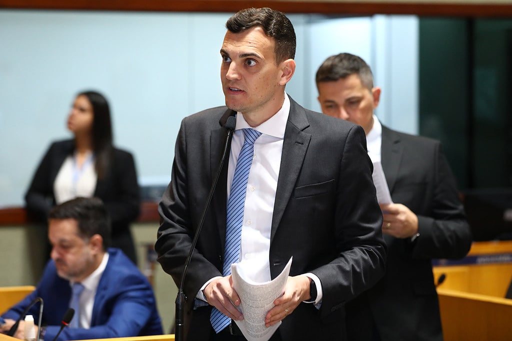 Alcântaro Filho (Republicanos) é o primeiro parlamentar a confirmar que vai requerer o benefício, que passou a valer na segunda-feira (24) e é facultativo