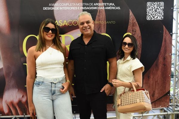 Lais de Sá, Bruna Nascimento e Ivan Lopes