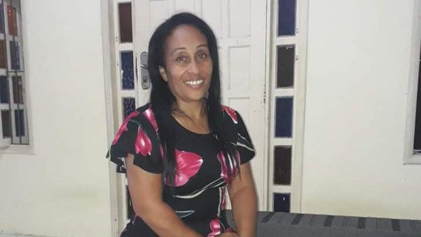 Maria Sonia Pereira, de 48 anos, foi assassinada pelo marido e ex-pastor com golpes de faca pelo corpo, em Sooretama