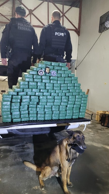 PF faz operação contra tráfico internacional de drogas no ES e em sete estados por Policia Federal