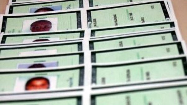 Um homem foi preso em flagrante nesta quinta-feira (4) tentando emitir uma Carteira de Identidade usando documentos de outra pessoa, em Colatina
