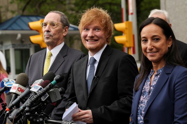 Cantor Ed Sheeran reage após resultado de julgamento em Nova Iorque